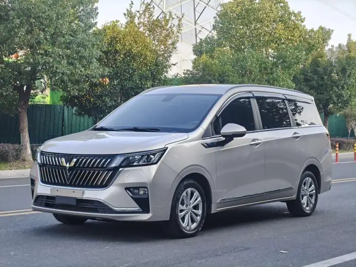 WULING Jiachen 2022 Model 1.5T CVT Smart Enjoy Luxury Model – фото 1