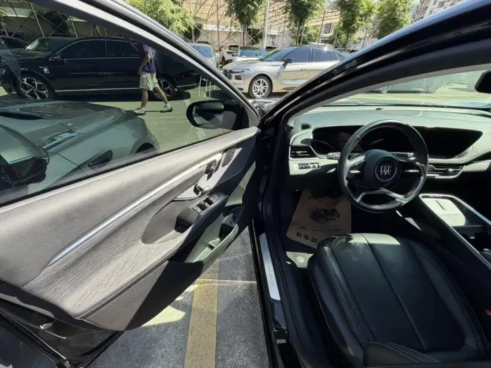 Buick LaCrosse 2023 Model 28T Automatic Yue Zun Edition – фото 9