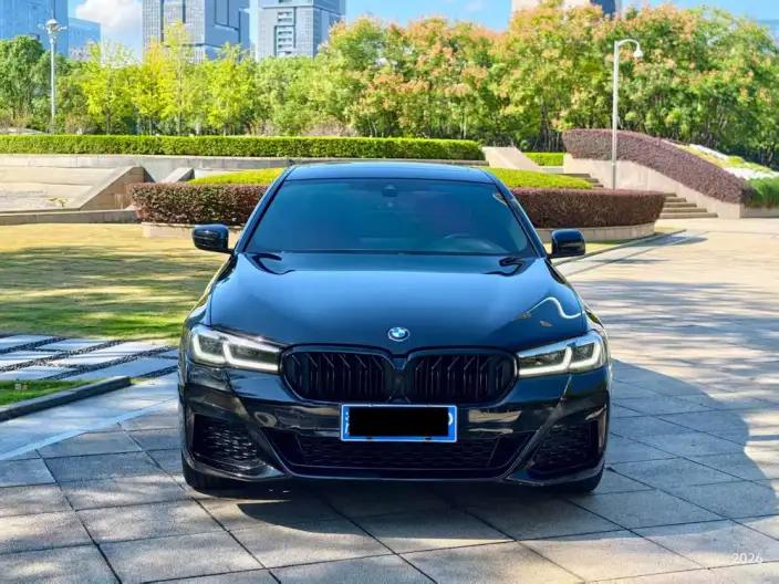 BMW 5 Series 2023 Model 530Li xDrive M Sports Set – фото 2