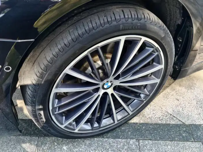BMW 5 Series 2023 Model 530Li xDrive M Sports Set – фото 6