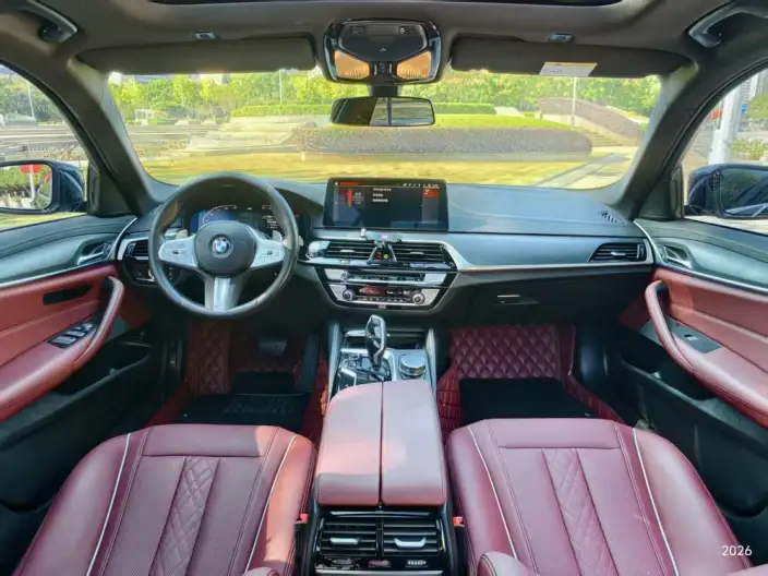 BMW 5 Series 2023 Model 530Li xDrive M Sports Set – фото 9