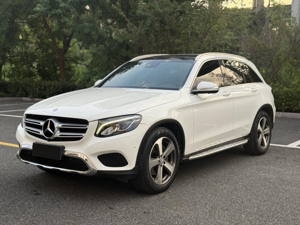 Mercedes-Benz GLC 2016 модификация GLC 260 4MATIC Luxury – фото 1