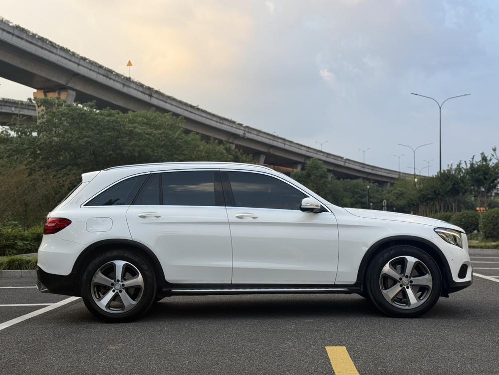 Mercedes-Benz GLC 2016 модификация GLC 260 4MATIC Luxury – фото 7