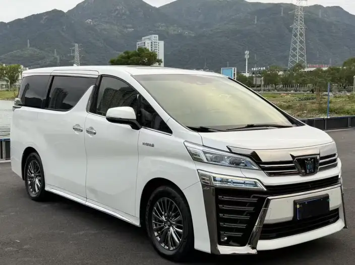 Vellfire 2021 Model Toyota Crown Hybrid 2.5L HV Supreme Edition – фото 3