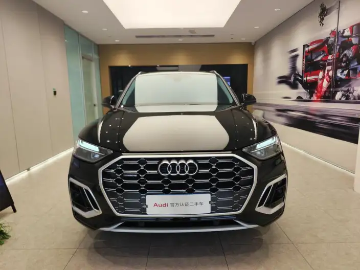 Audi Q5L 2022 Model 45T Luxury Dynamic Model – фото 2