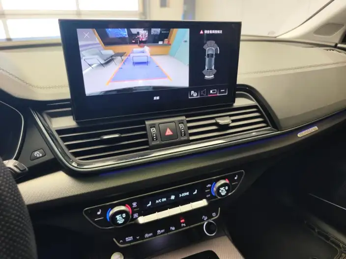 Audi Q5L 2022 Model 45T Luxury Dynamic Model – фото 7