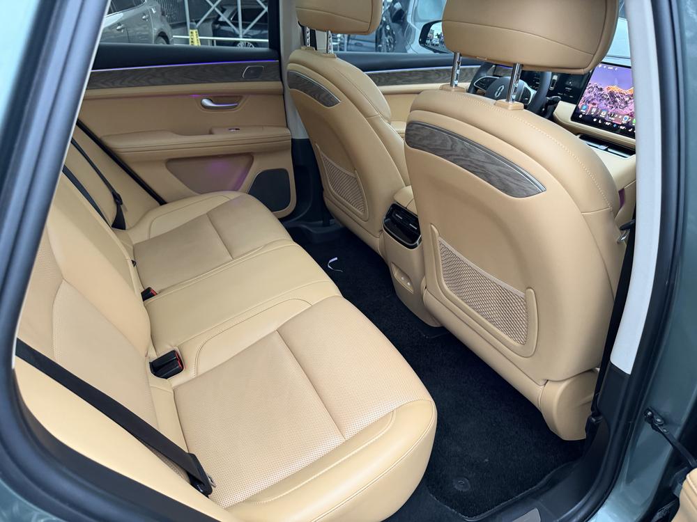Aito M5 2022 Range-Extended AWD Premium – фото 10