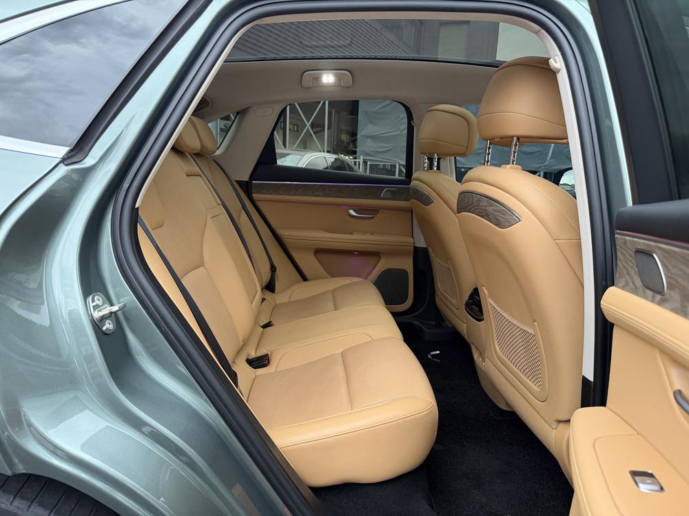 Aito M5 2022 Range-Extended AWD Premium – фото 18