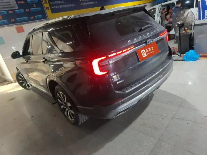 Ford Explorer 2023 Model EcoBoost 285 4WD Titan Jin Edition 6 seat