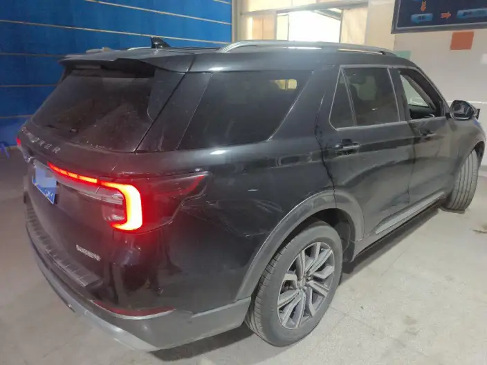Ford Explorer 2023 Model EcoBoost 285 4WD Titan Jin Edition 6 seat