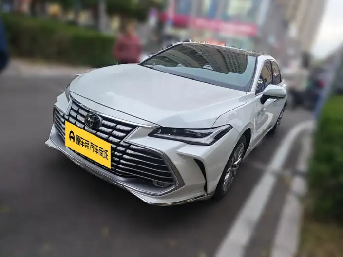 Toyota Avalon 2024 Model Intelligent Hybrid 2.0L E-CVT Deluxe Edition – фото 1