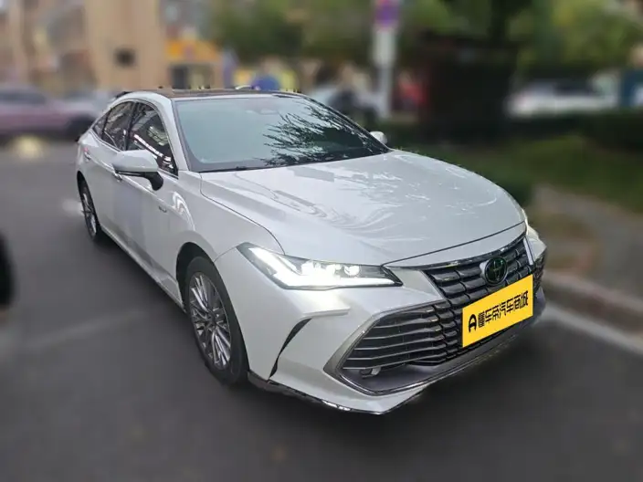Toyota Avalon 2024 Model Intelligent Hybrid 2.0L E-CVT Deluxe Edition – фото 3