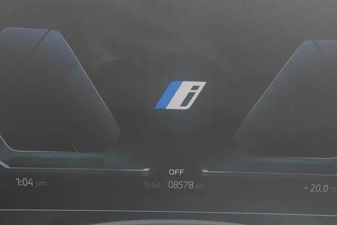 BMW i5 2024 Model eDrive35L Luxury Set – фото 8