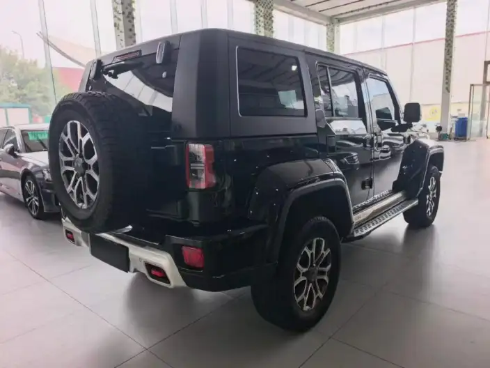 BAIC BJ40 2023 Model 2.0T Automatic 4WD City Hunter Edition Supreme Model – фото 6