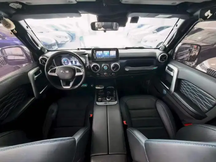 BAIC BJ40 2023 Model 2.0T Automatic 4WD City Hunter Edition Supreme Model – фото 8