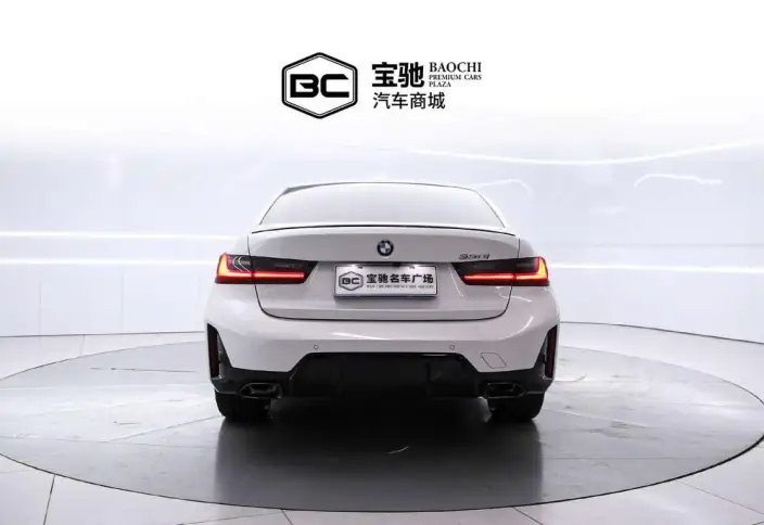 BMW 3 Series 2025 Model 330i M Sports Night Set – фото 3