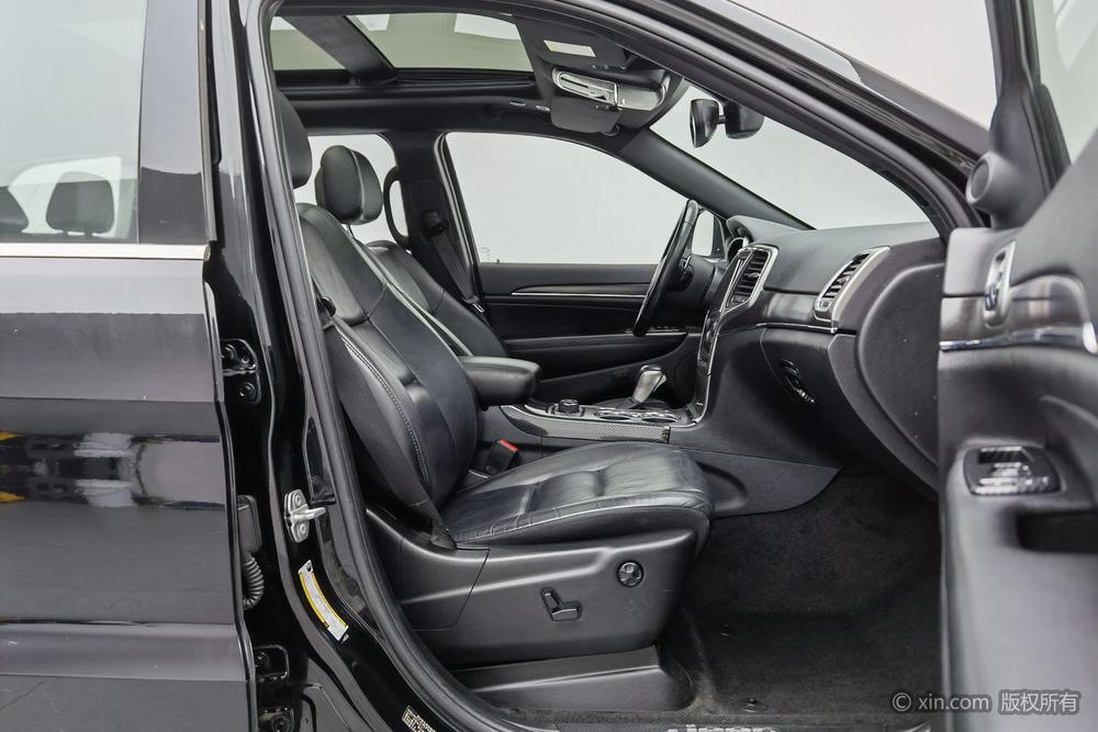 Jeep Grand Cherokee Imported 2017 3.0L Comfort Navigation – фото 24