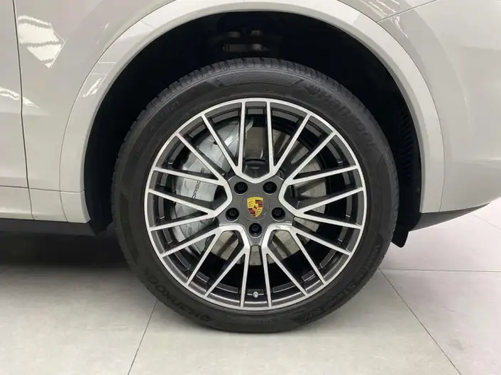 Cayenne 2023 Model Cayenne Turbo 4.0T – фото 5