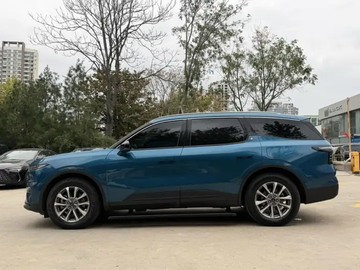 Ford Edge 2023 Model Ford Edge L 2.0T EcoBoost 2WD VII seat Luxury Model