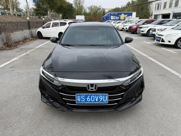 Honda Accord 2022 Model 260TURBO Deluxe Edition – фото 2