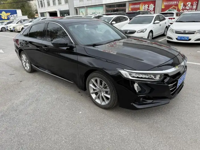 Honda Accord 2022 Model 260TURBO Deluxe Edition – фото 3