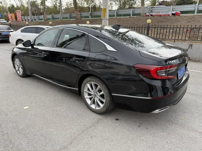 Honda Accord 2022 Model 260TURBO Deluxe Edition – фото 4