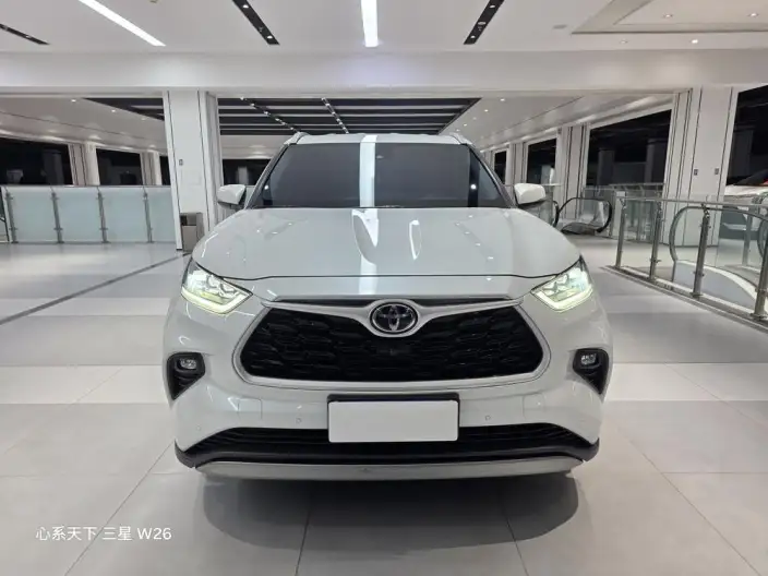 Toyota Highlander 2024 Model Hybrid 2.5L 2WD Elite Edition 5 seat – фото 2