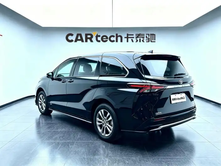 Toyota Sienna 2024 Model Hybrid 2.5L Comfort Edition – фото 4