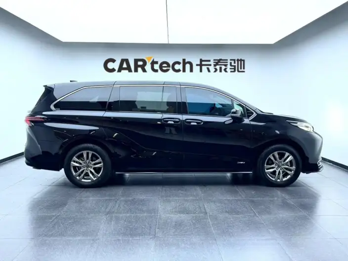 Toyota Sienna 2024 Model Hybrid 2.5L Comfort Edition – фото 7
