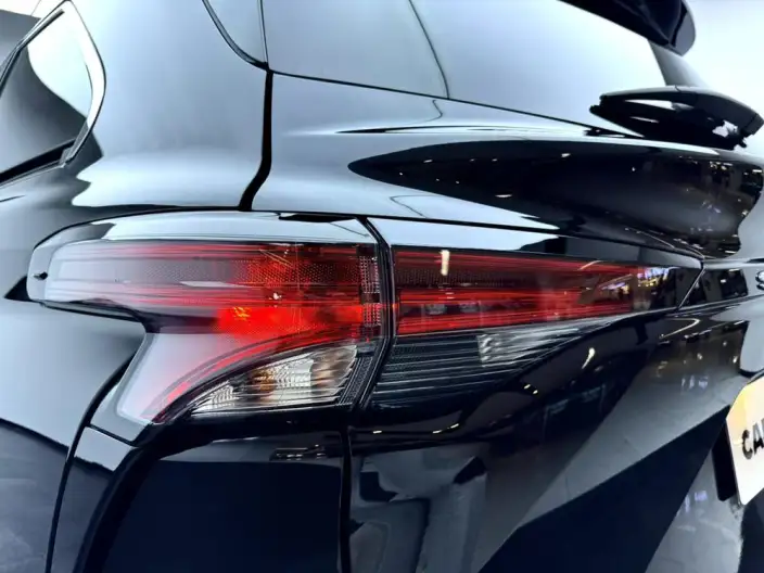 Toyota Sienna 2024 Model Hybrid 2.5L Comfort Edition – фото 10