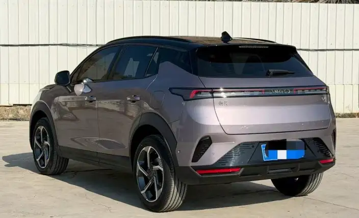 Lynk & Co 06 2026 Model Relive 1.5T Ultra – фото 4