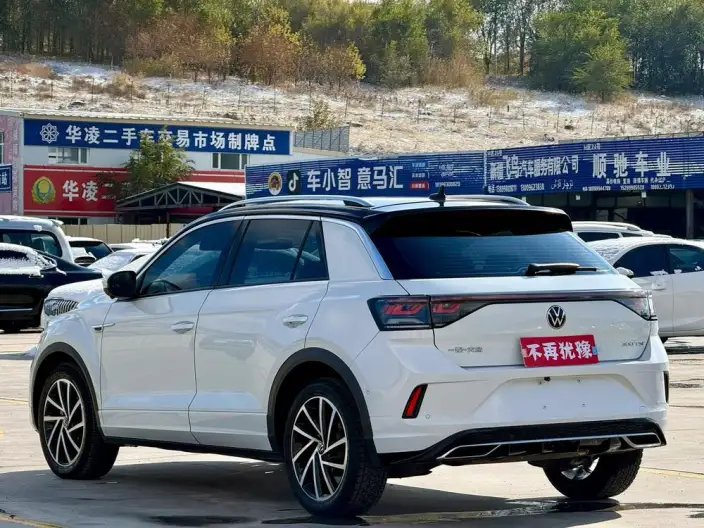 Volkswagen T-Roc 2023 Model 300TSI DSG Starlight Edition – фото 4
