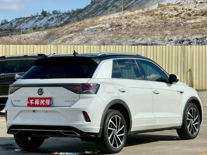 Volkswagen T-Roc 2023 Model 300TSI DSG Starlight Edition – фото 6