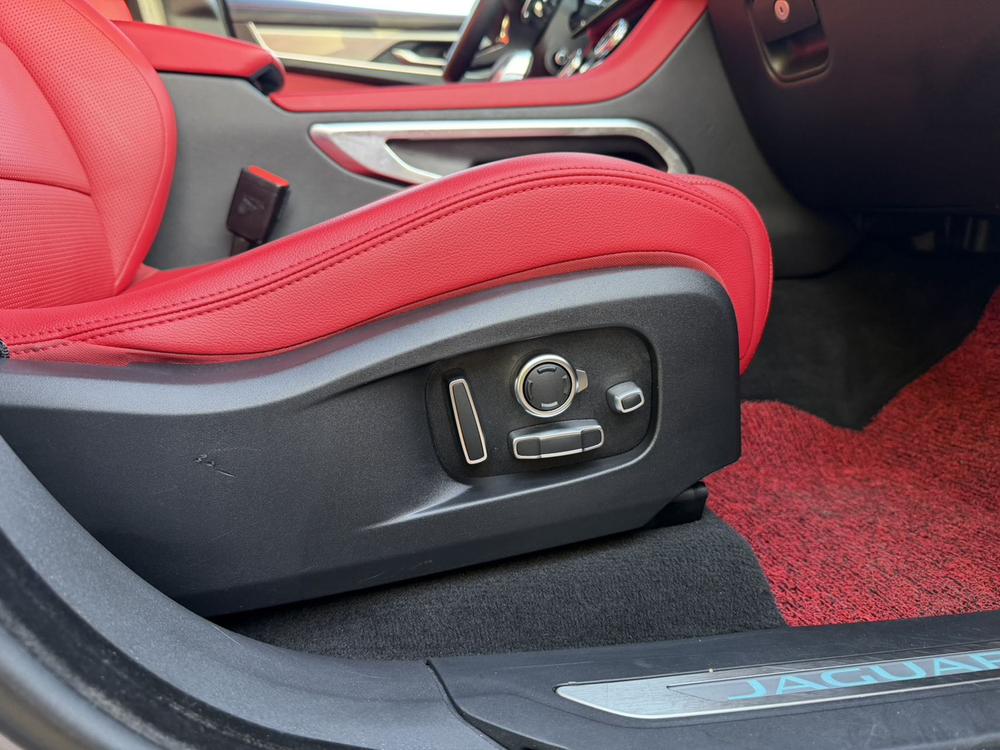 Jaguar F-PACE 2021 340PS R-Dynamic SE – фото 14