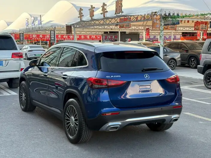 Mercedes-Benz GLA 2023 Model GLA 220 – фото 4