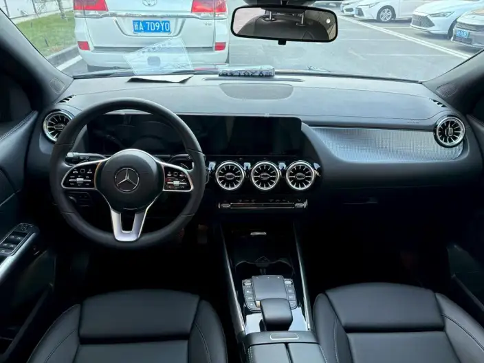 Mercedes-Benz GLA 2023 Model GLA 220 – фото 10