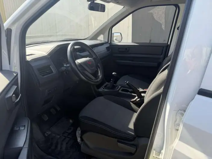 WULING Hongguang Plus 2020 Model 1.5L Manual Comfort Model 7 seat – фото 8