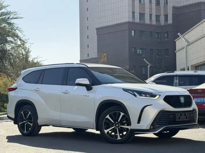 Crown Kluger 2022 Model 2.5L HEV 4WD Premium Edition – фото 3