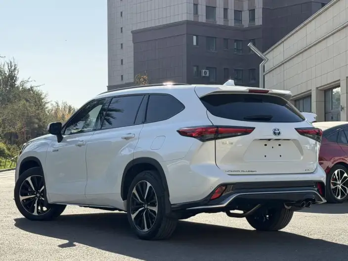 Crown Kluger 2022 Model 2.5L HEV 4WD Premium Edition – фото 4