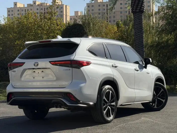 Crown Kluger 2022 Model 2.5L HEV 4WD Premium Edition – фото 6