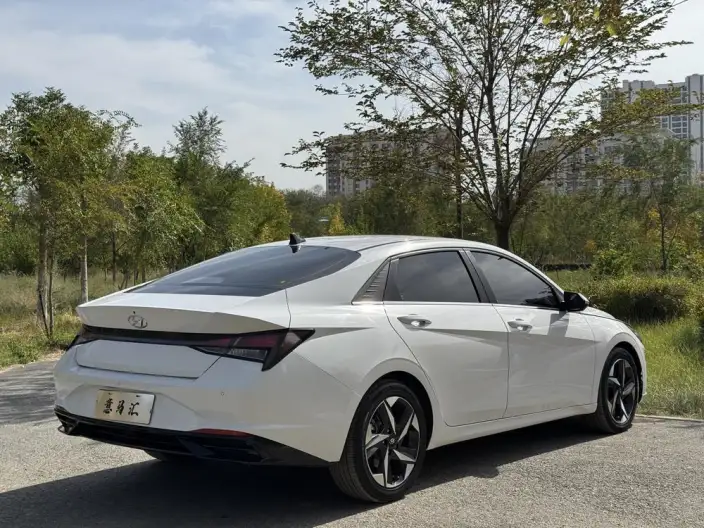 Hyundai Ioniq 2023 Model 1.5L CVT GLX Elite Edition – фото 5