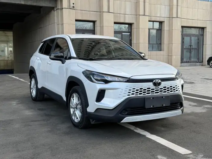 Toyota Corolla Cross 2026 Model 2.0L Intelligent Hybrid Pioneer Edition – фото 3