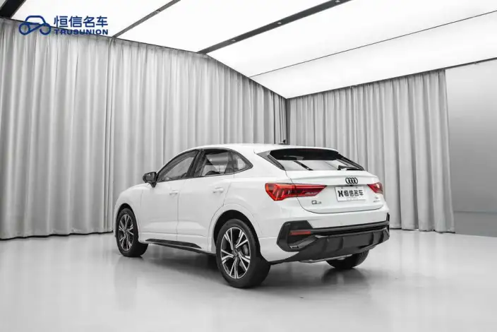 AUDI Q3 Sportback 2022 Model 40 TFSI Fashion Model – фото 4
