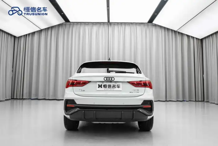 AUDI Q3 Sportback 2022 Model 40 TFSI Fashion Model – фото 5