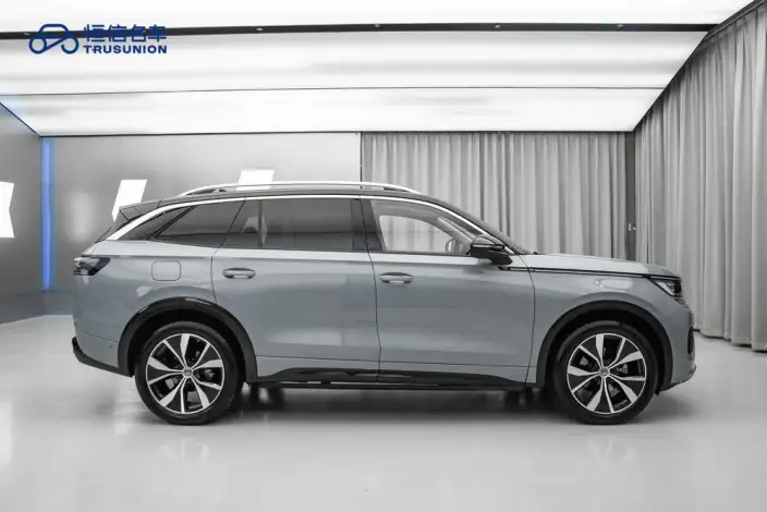 Range Rover 2023 Model 380TSI 4WD R-Line First Edition Edition – фото 7