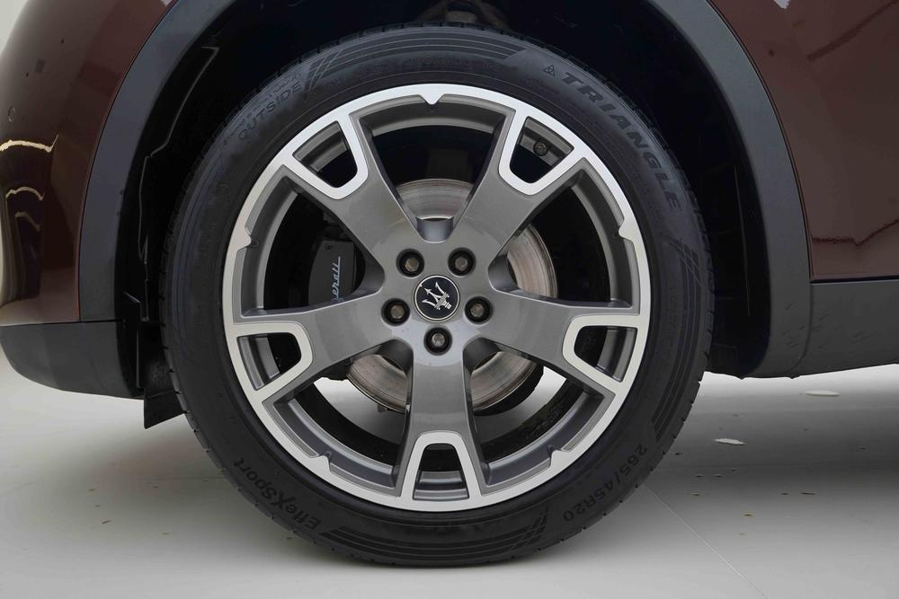 Levante Модель 2019 года 3.0T 350Hp Standard Edition Country VI – фото 9