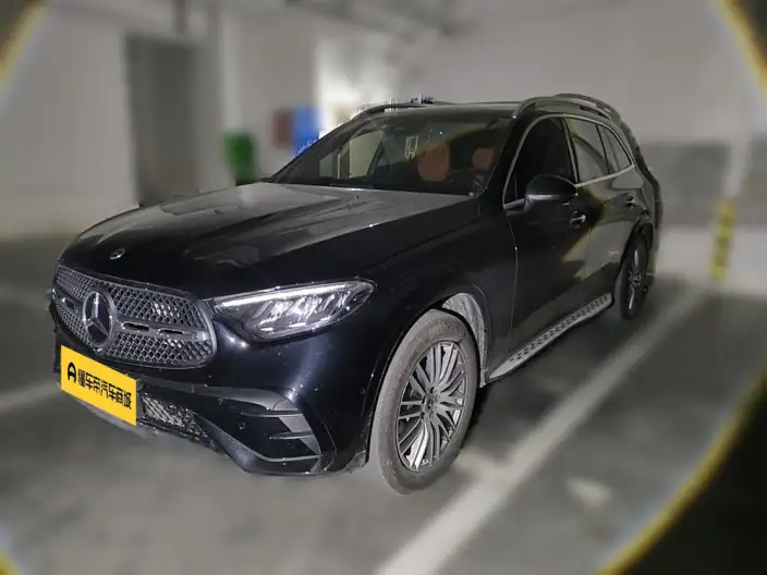 Mercedes-Benz GLC 2023 Model Facelift GLC 300 L 4MATIC Dynamic Model 5 seat – фото 1