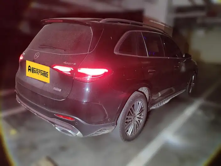 Mercedes-Benz GLC 2023 Model Facelift GLC 300 L 4MATIC Dynamic Model 5 seat – фото 2