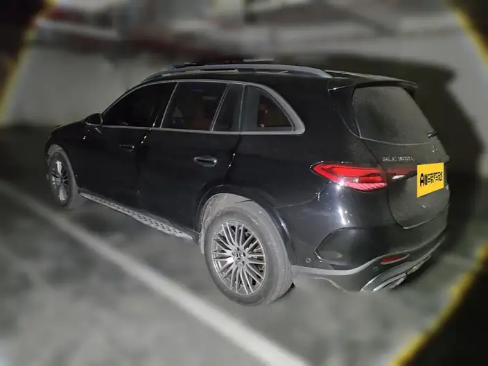 Mercedes-Benz GLC 2023 Model Facelift GLC 300 L 4MATIC Dynamic Model 5 seat – фото 4