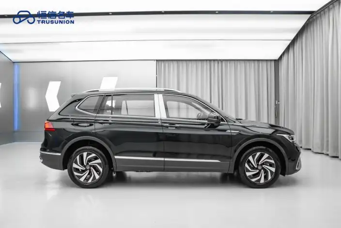 Volkswagen Tiguan L 2022 Model 330TSI Automatic 2WD Comfort Edition – фото 7